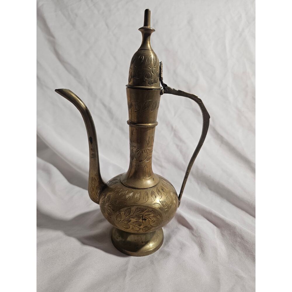 Vintage Etched Brass Sarna Pitcher Ewer Brass Tea Hinged Lid Made in India